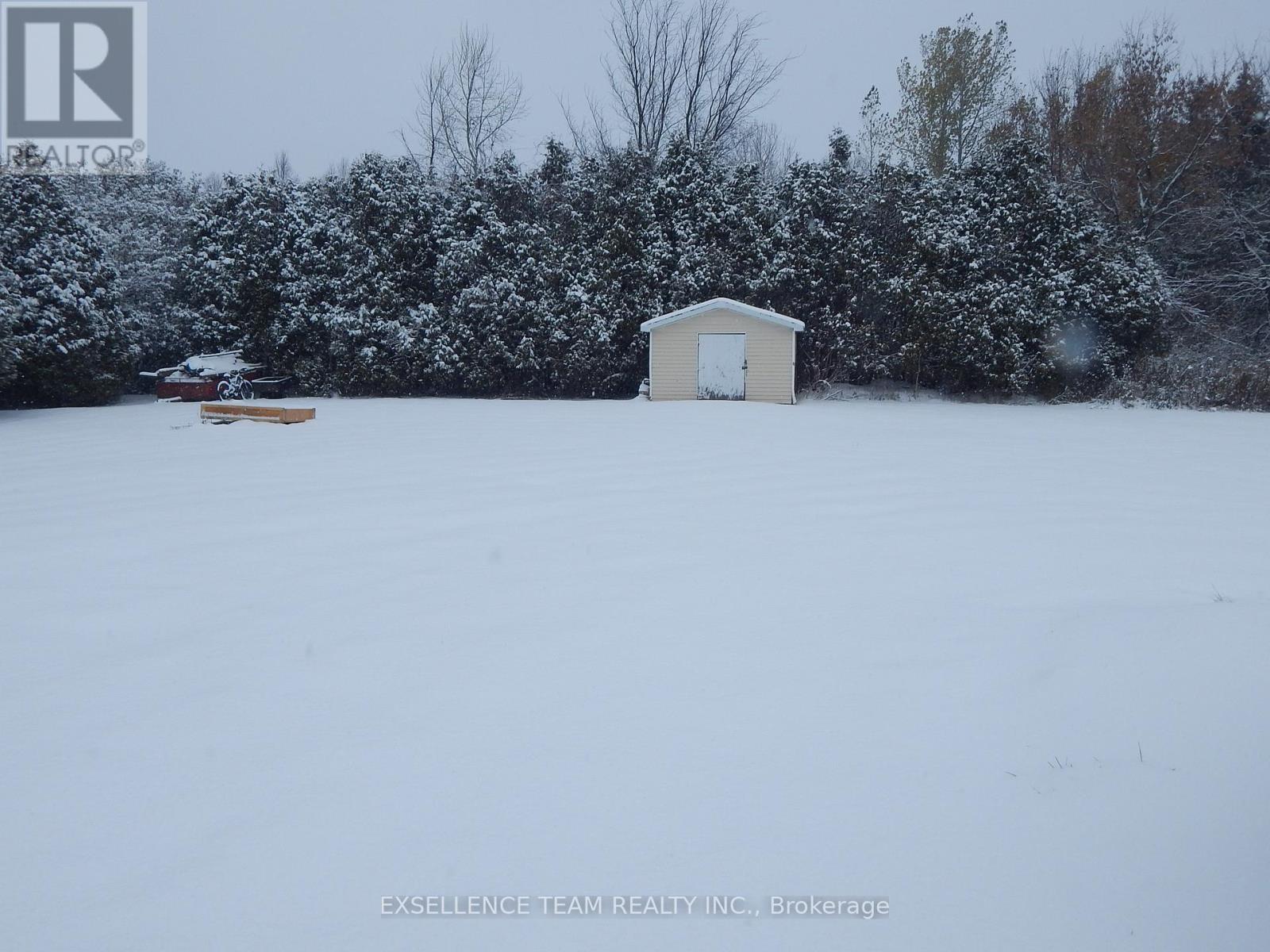 17015 Chevrier Street, North Stormont, Ontario  K0C 1V0 - Photo 2 - X12537592