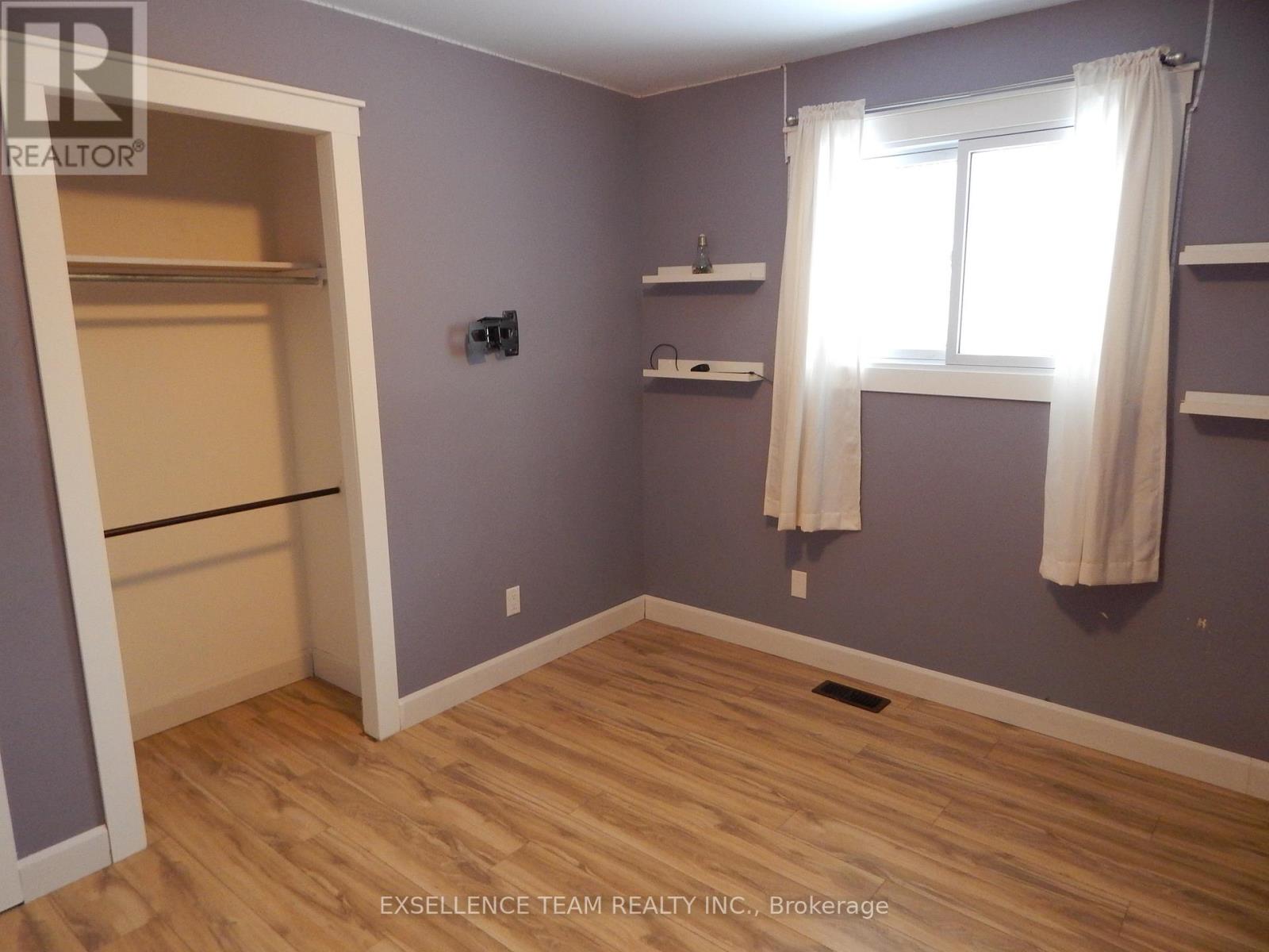 17015 Chevrier Street, North Stormont, Ontario  K0C 1V0 - Photo 20 - X12537592