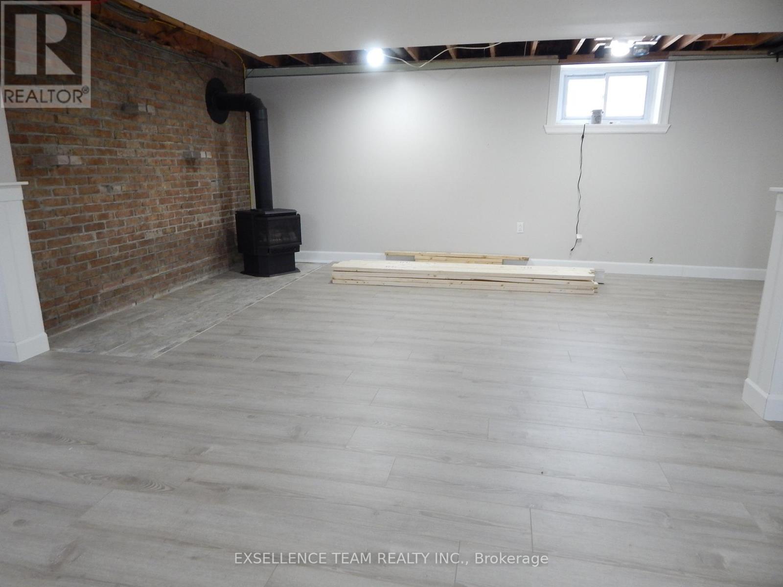 17015 Chevrier Street, North Stormont, Ontario  K0C 1V0 - Photo 28 - X12537592