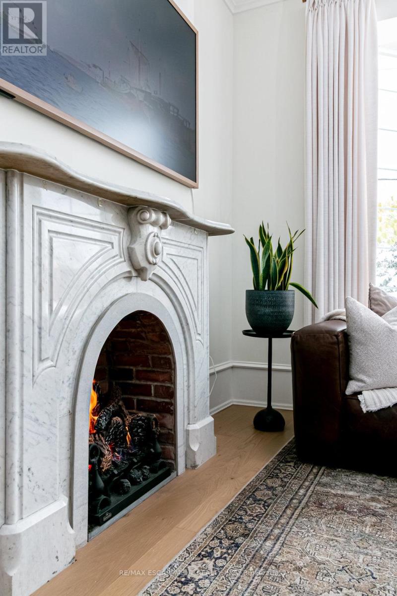 265 Macnab Street S, Hamilton, Ontario  L8P 3E2 - Photo 15 - X12537316