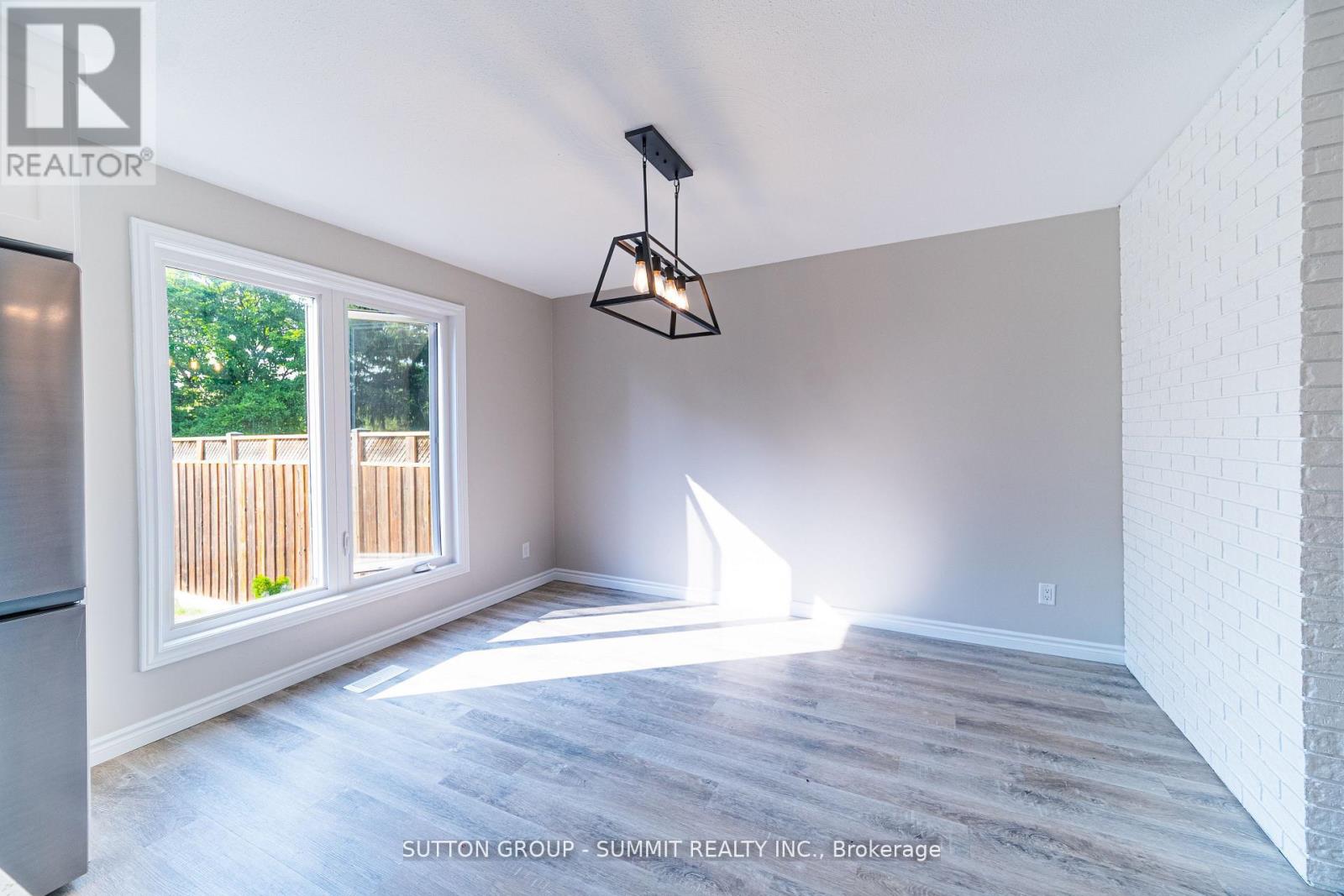 100 North Park Street, Brantford, Ontario  N3R 4K1 - Photo 10 - X12537352