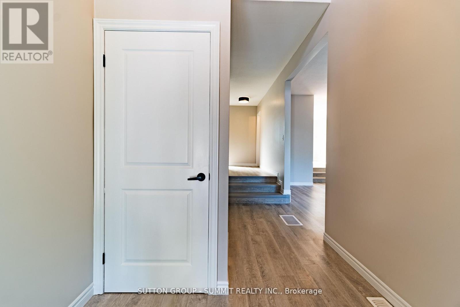 100 North Park Street, Brantford, Ontario  N3R 4K1 - Photo 5 - X12537352