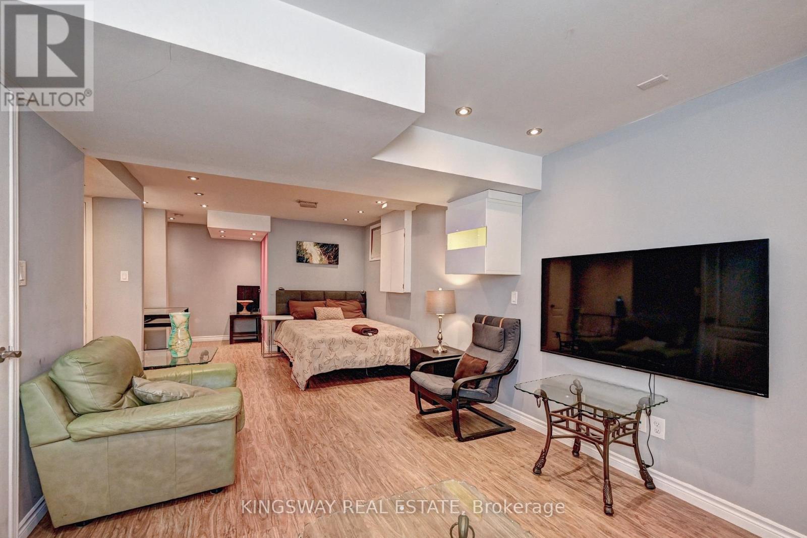 150 Holland Circle, Cambridge, Ontario  N3C 0E2 - Photo 31 - X12537392