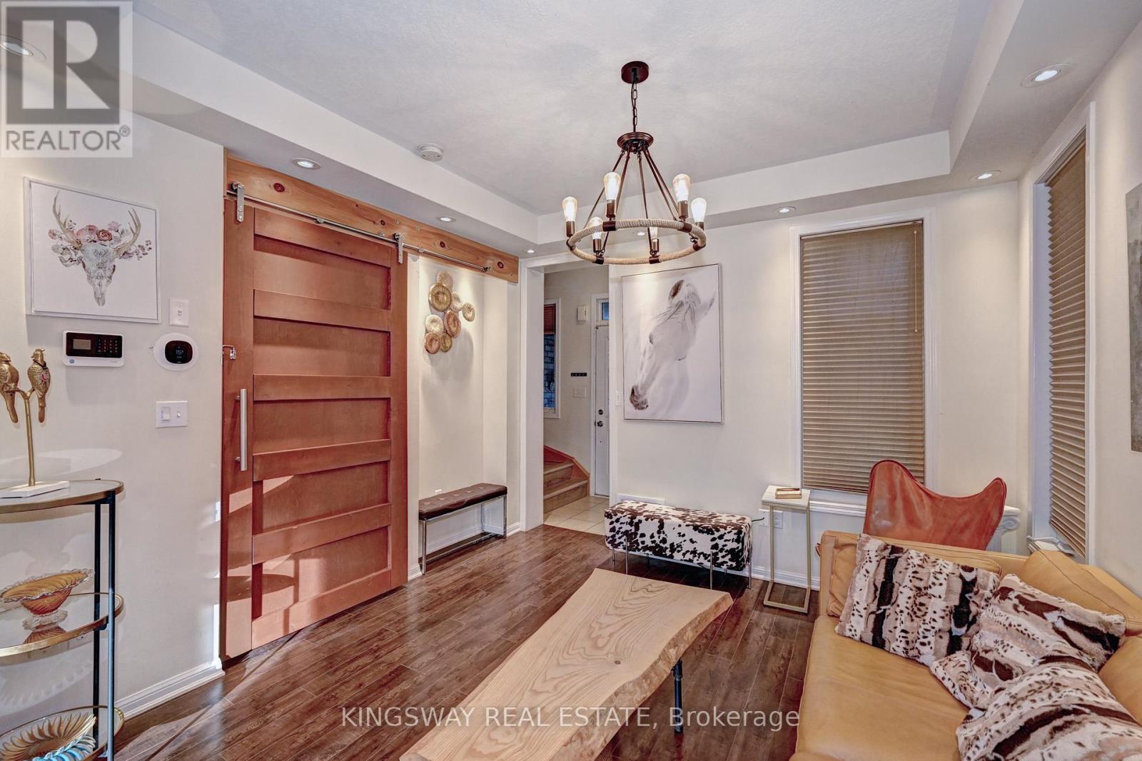 150 Holland Circle, Cambridge, Ontario  N3C 0E2 - Photo 8 - X12537392