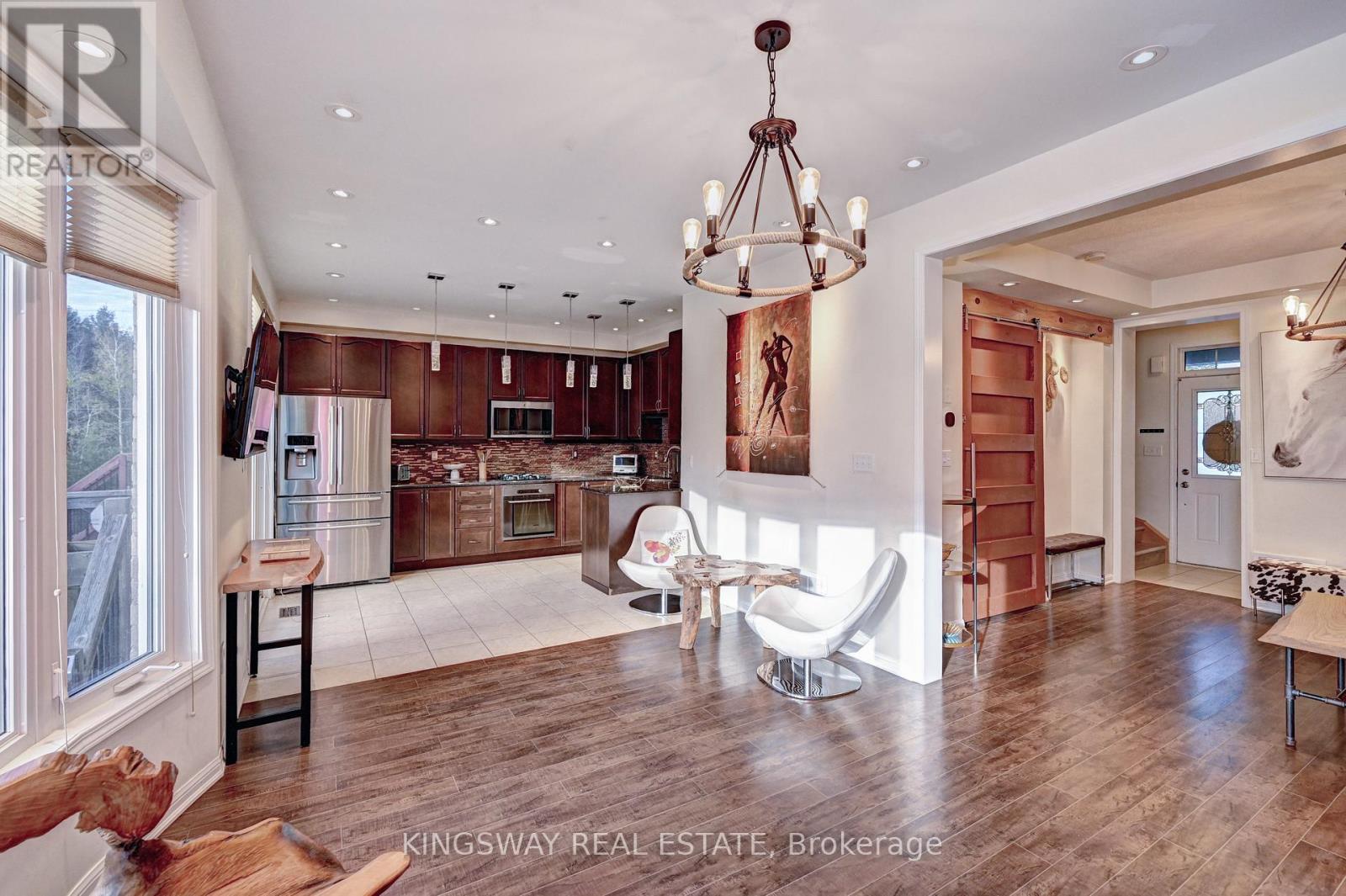 150 Holland Circle, Cambridge, Ontario  N3C 0E2 - Photo 9 - X12537392