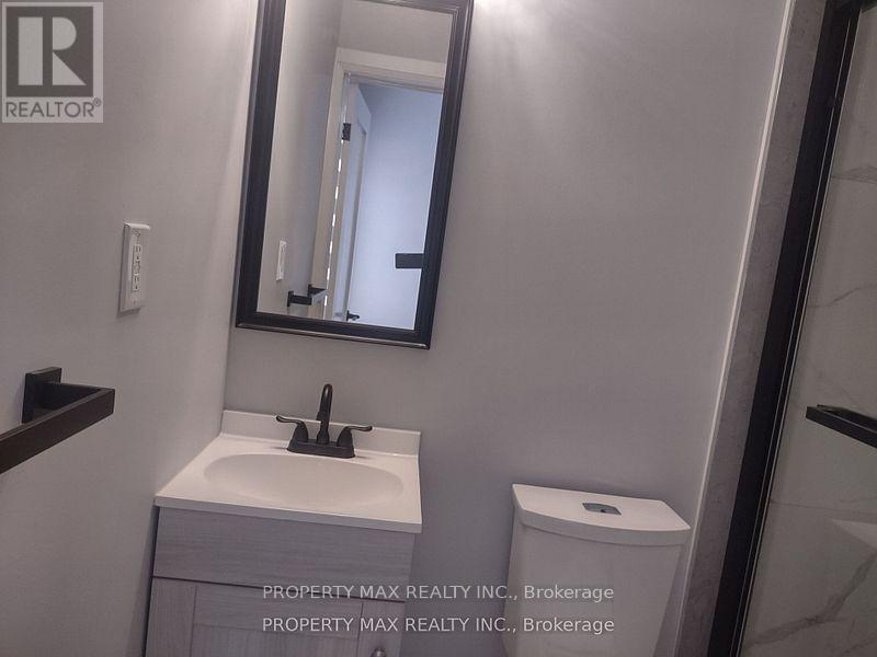 Unit 2 (2nd Floor) - 14 Burton Street, Belleville, Ontario K8P 1E6 - Photo 11 - X12537396