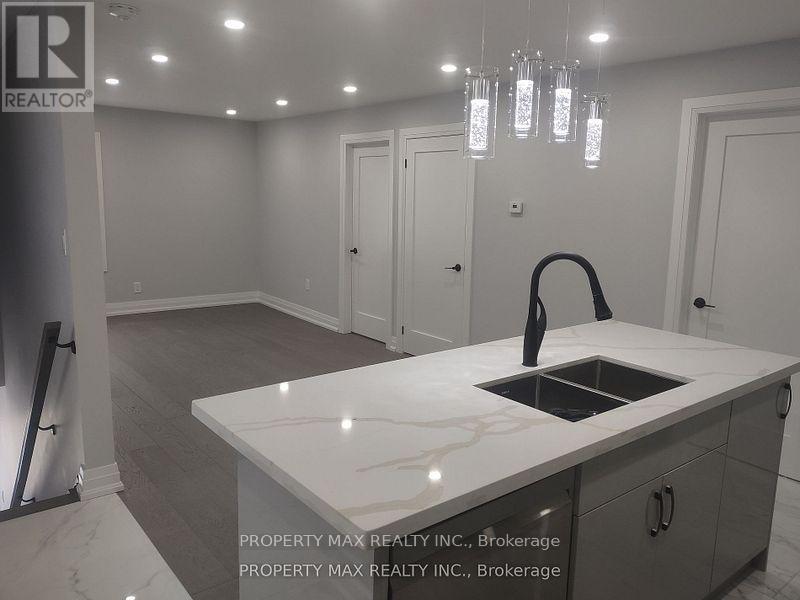 Unit 2 (2nd Floor) - 14 Burton Street, Belleville, Ontario K8P 1E6 - Photo 7 - X12537396