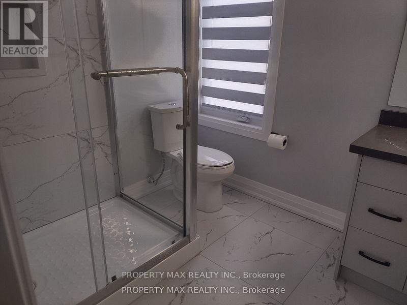 Unit 2 (2nd Floor) - 14 Burton Street, Belleville, Ontario K8P 1E6 - Photo 8 - X12537396