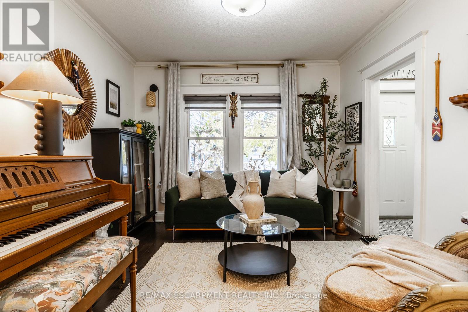 431 Hughson Street N, Hamilton, Ontario L8L 4N4 - Photo 10 - X12537408