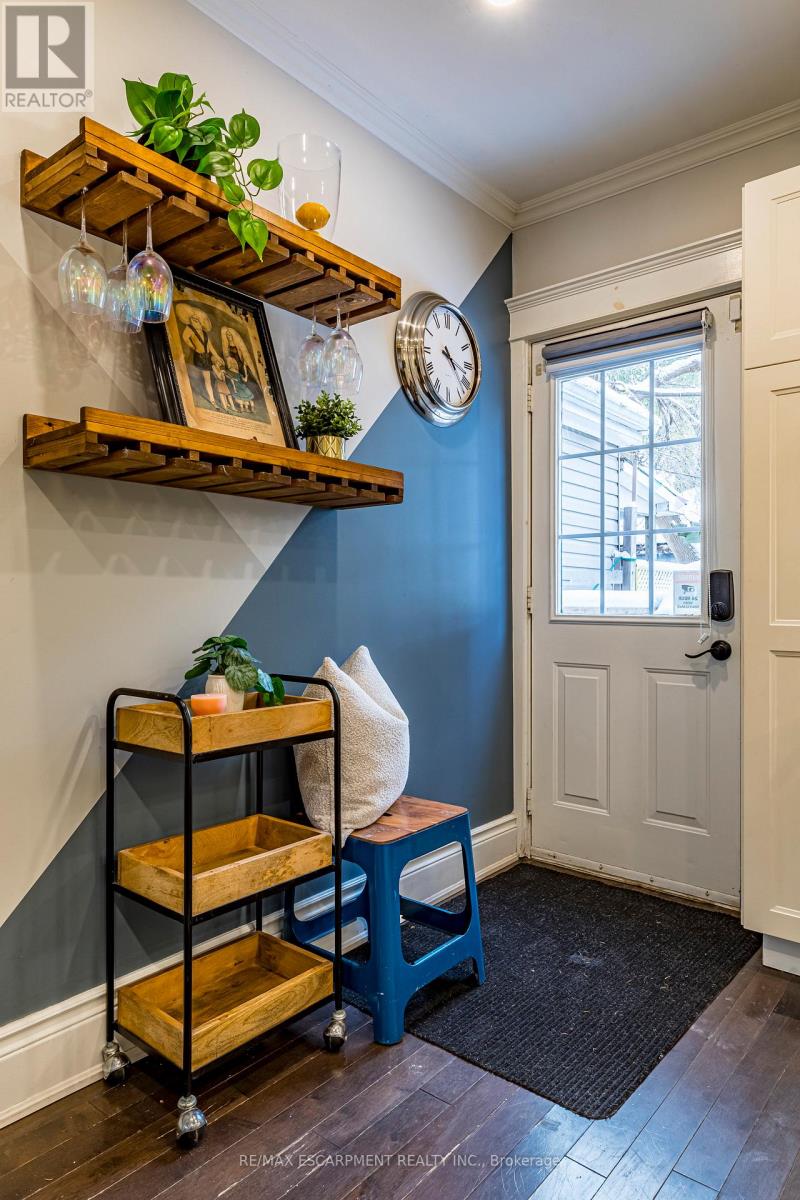 431 Hughson Street N, Hamilton, Ontario L8L 4N4 - Photo 17 - X12537408