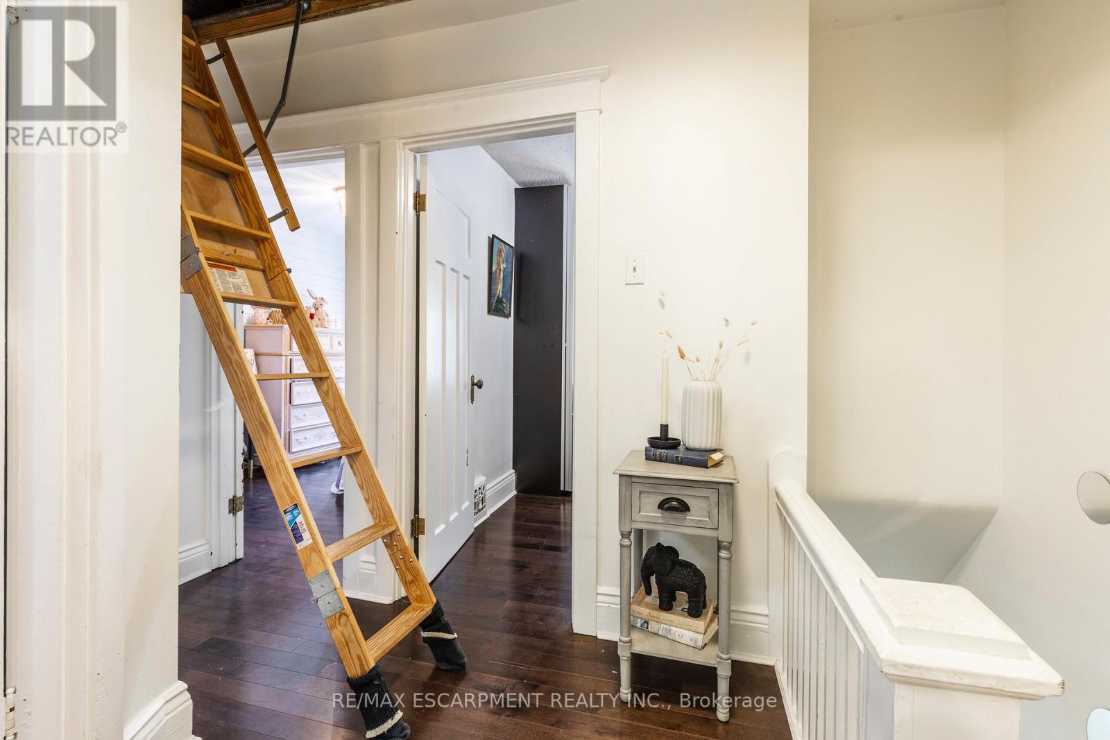 431 Hughson Street N, Hamilton, Ontario L8L 4N4 - Photo 21 - X12537408