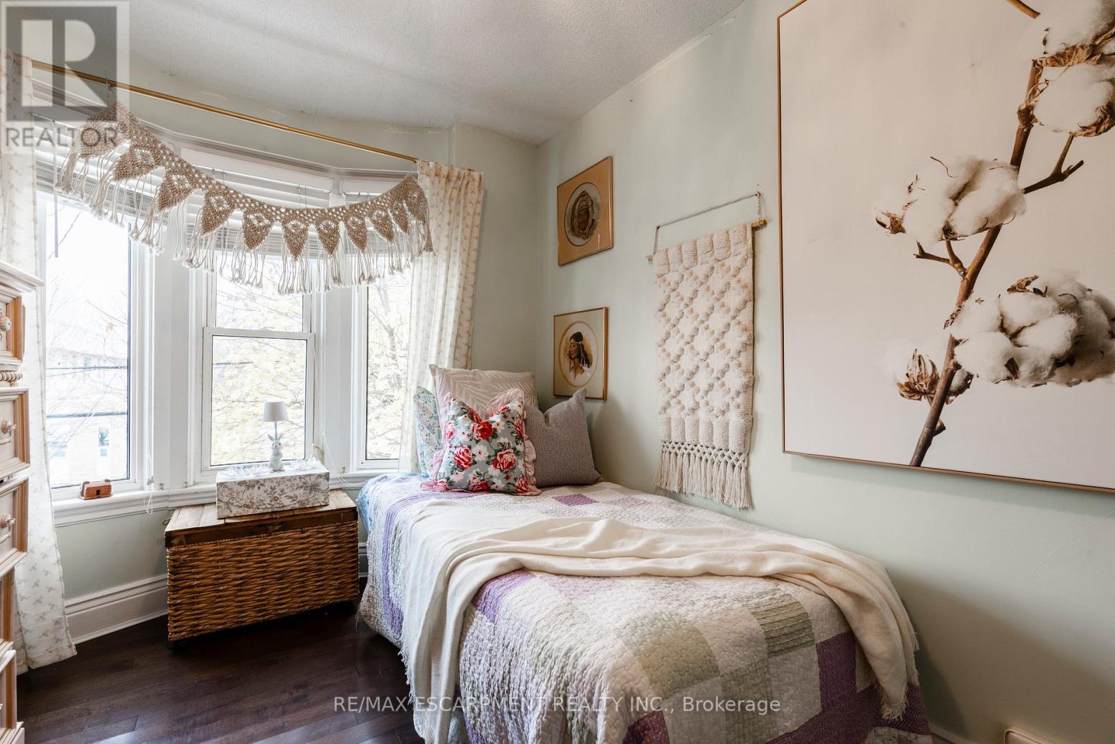 431 Hughson Street N, Hamilton, Ontario L8L 4N4 - Photo 28 - X12537408