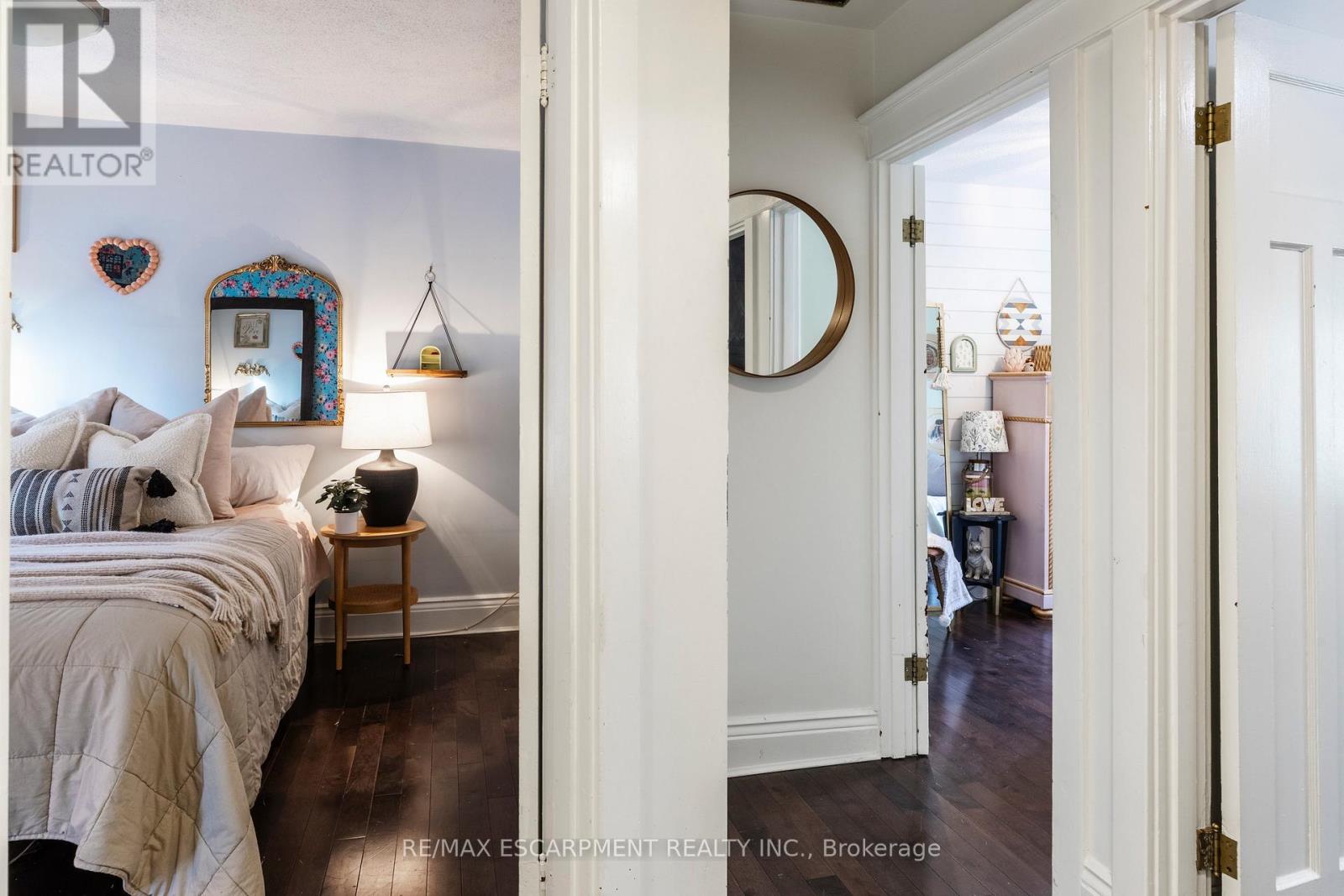 431 Hughson Street N, Hamilton, Ontario L8L 4N4 - Photo 36 - X12537408