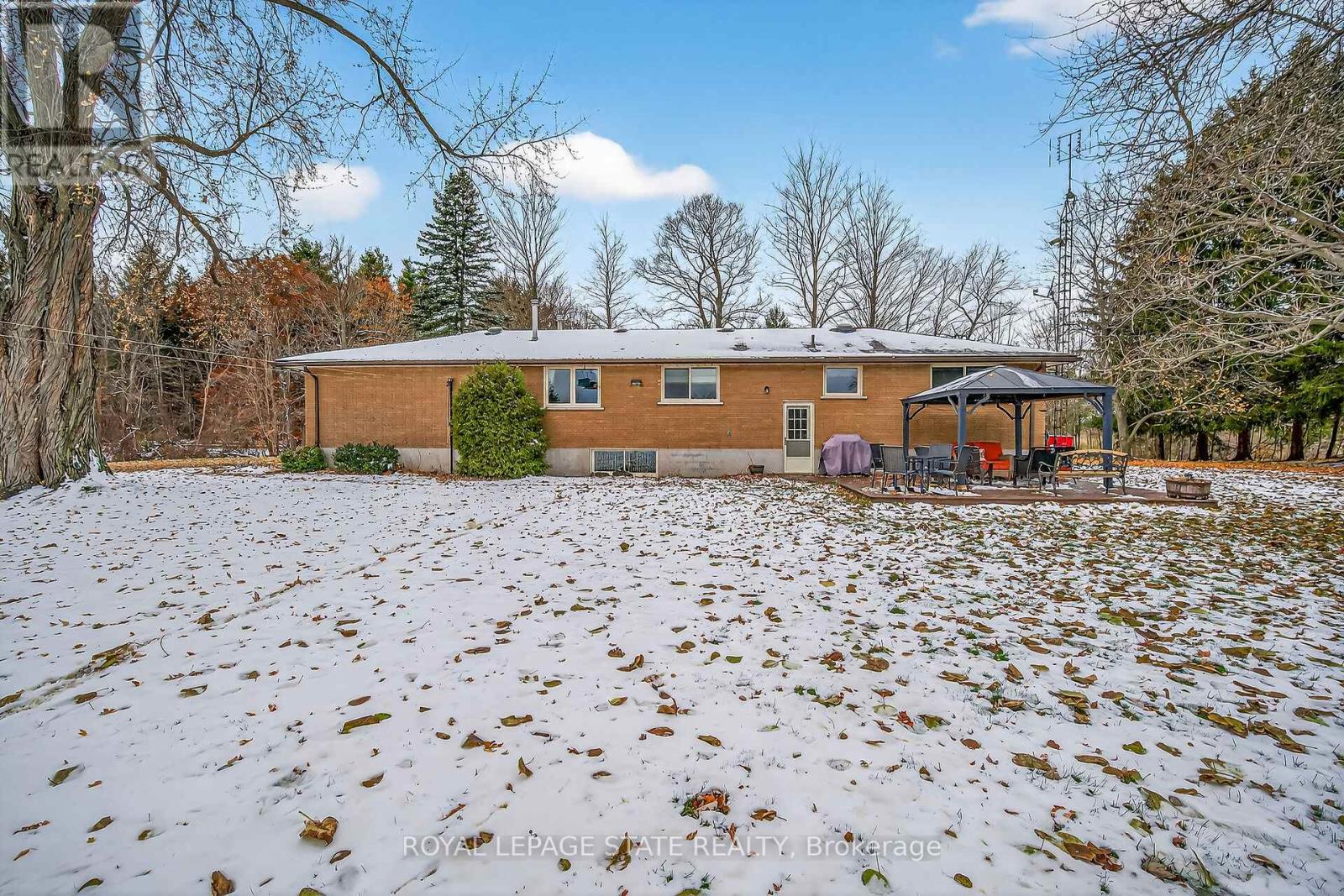 580 Woodhill Road, Hamilton, Ontario  L0R 2B0 - Photo 49 - X12537410