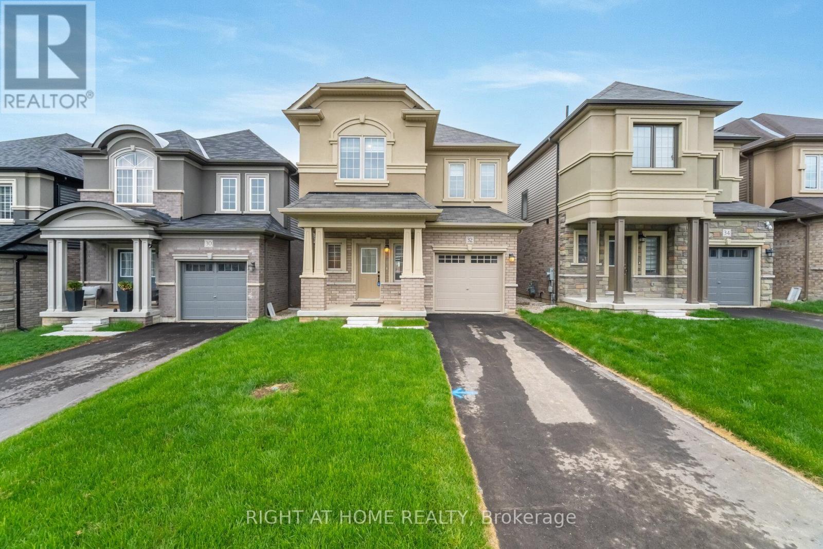 32 George Brier Drive W, Brant, Ontario  N3L 0L3 - Photo 2 - X12537434