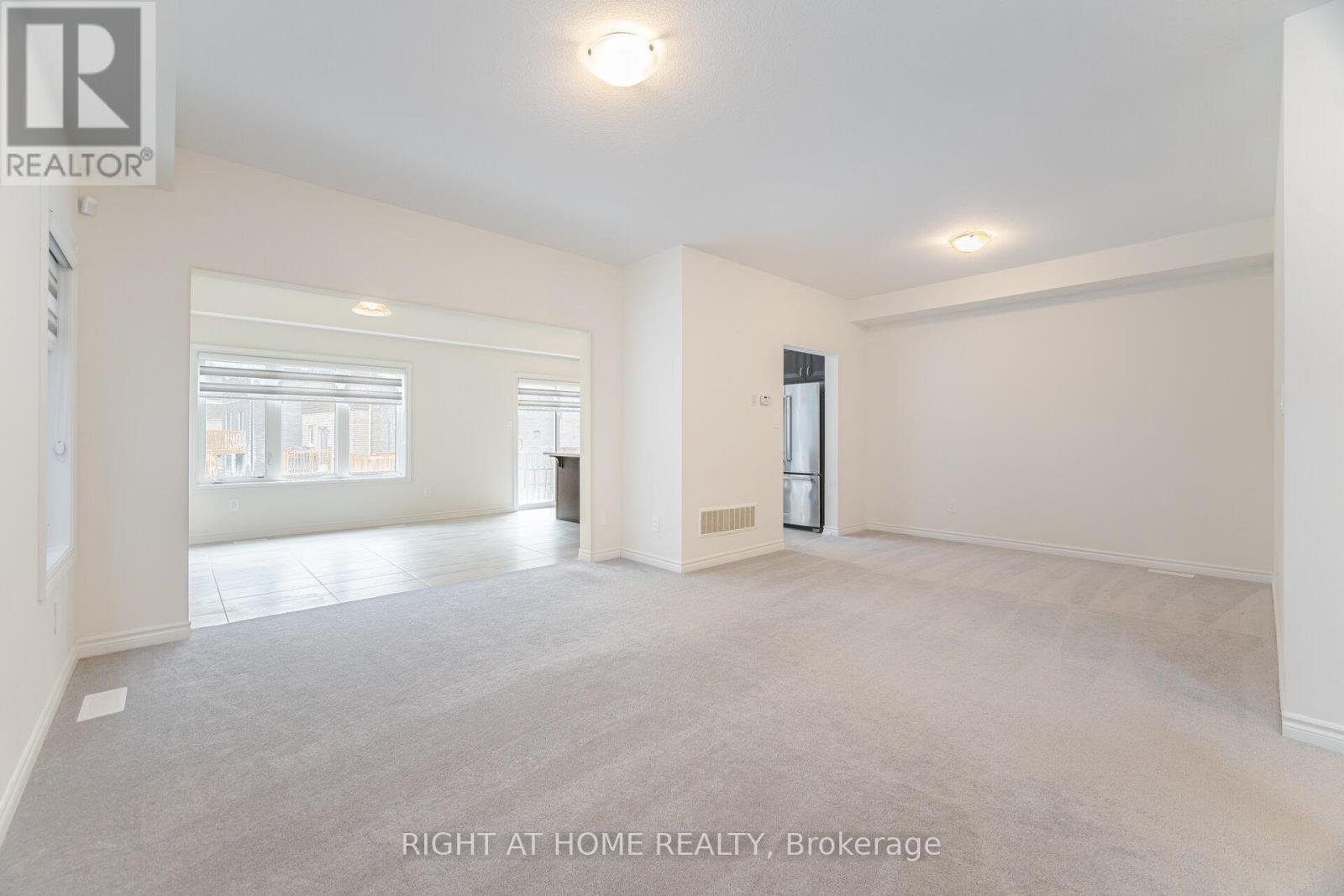 32 George Brier Drive W, Brant, Ontario  N3L 0L3 - Photo 8 - X12537434