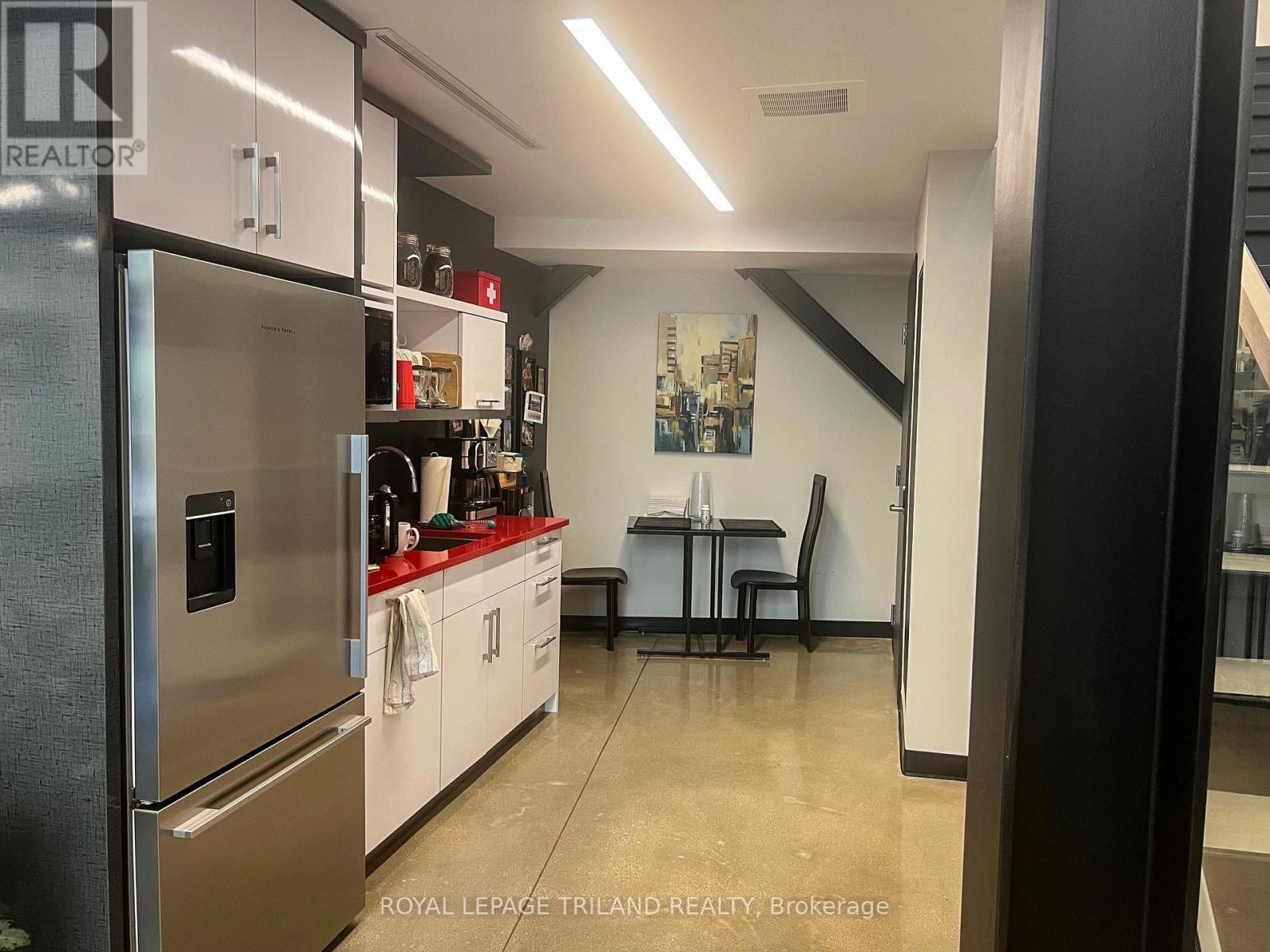 104 - 240 Waterloo Street, London East, Ontario  N6B 2N4 - Photo 10 - X12341294