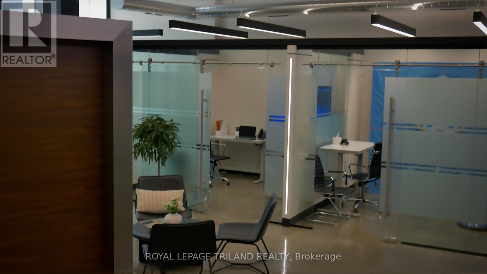 104 - 240 Waterloo Street, London East, Ontario  N6B 2N4 - Photo 4 - X12341294