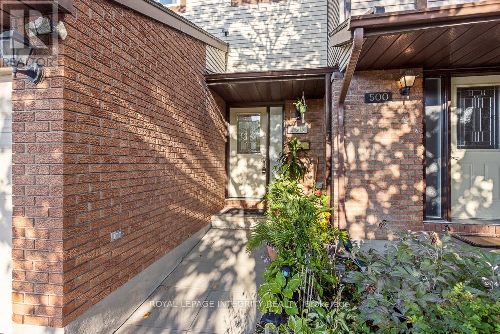 498 Sandhamn Private, Ottawa, Ontario  K1T 2Z6 - Photo 38 - X12535554