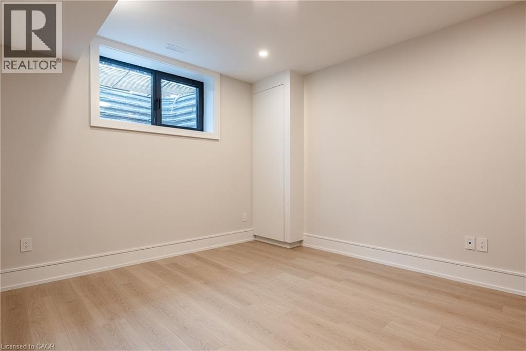 414 Belvenia Road, Burlington, Ontario  L7L 2G6 - Photo 39 - 40787761