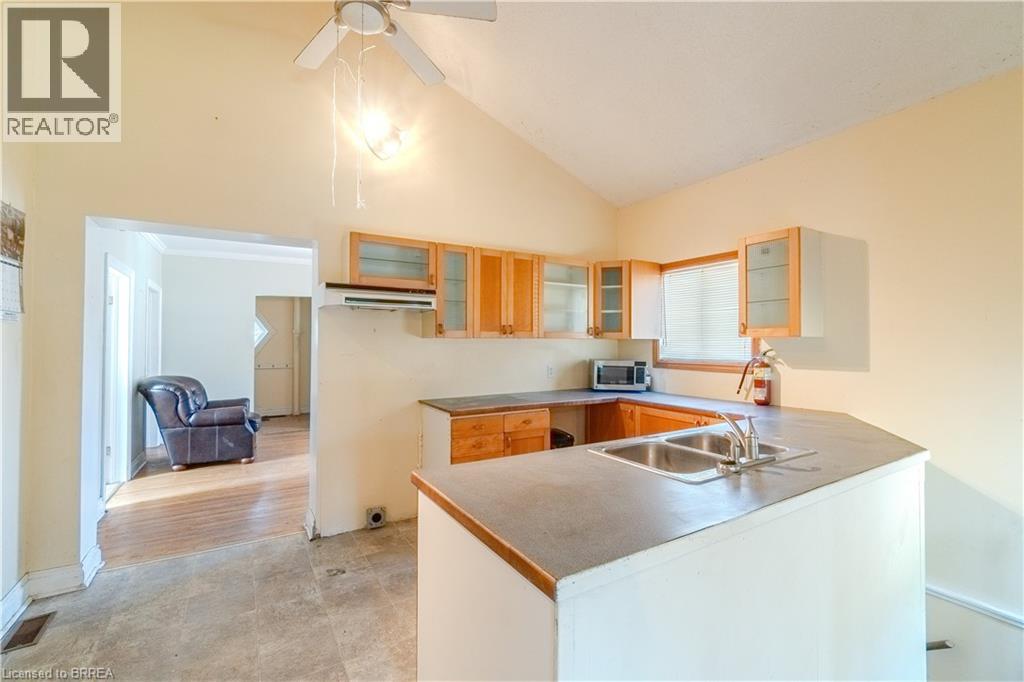 41 Stanley Street, Cambridge, Ontario  N1S 2A5 - Photo 11 - 40757515