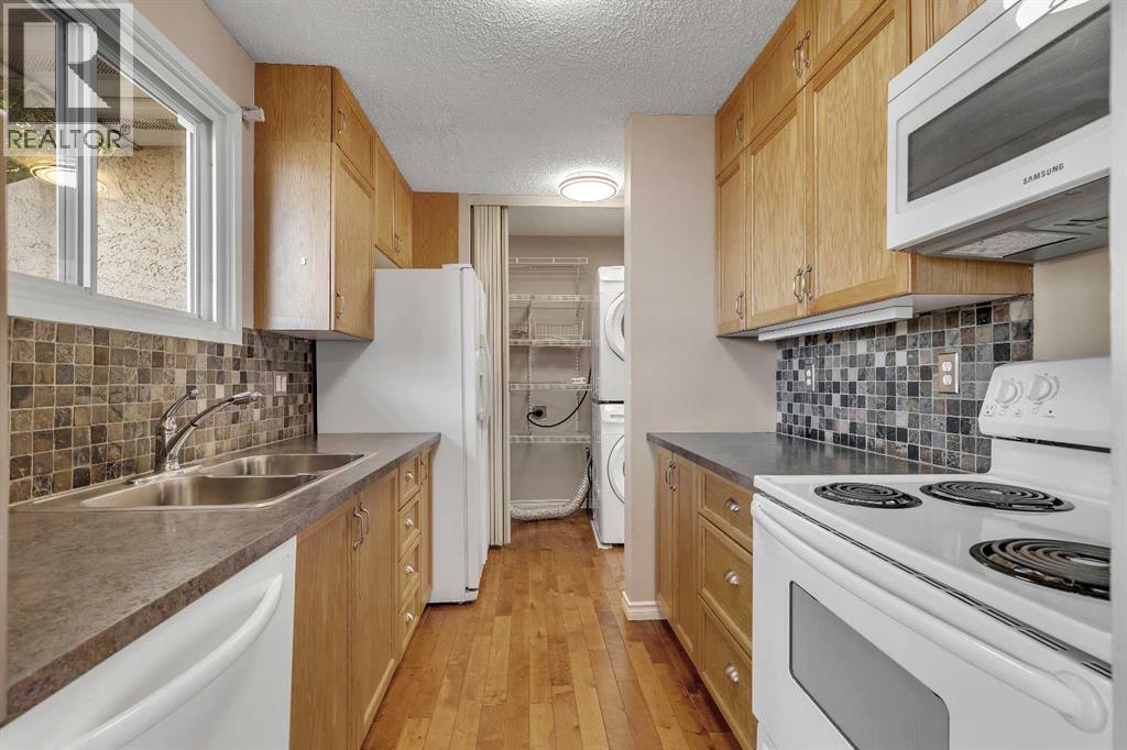 105 Fonda Court Se, Calgary, Alberta  T2A 6B5 - Photo 10 - A2251955