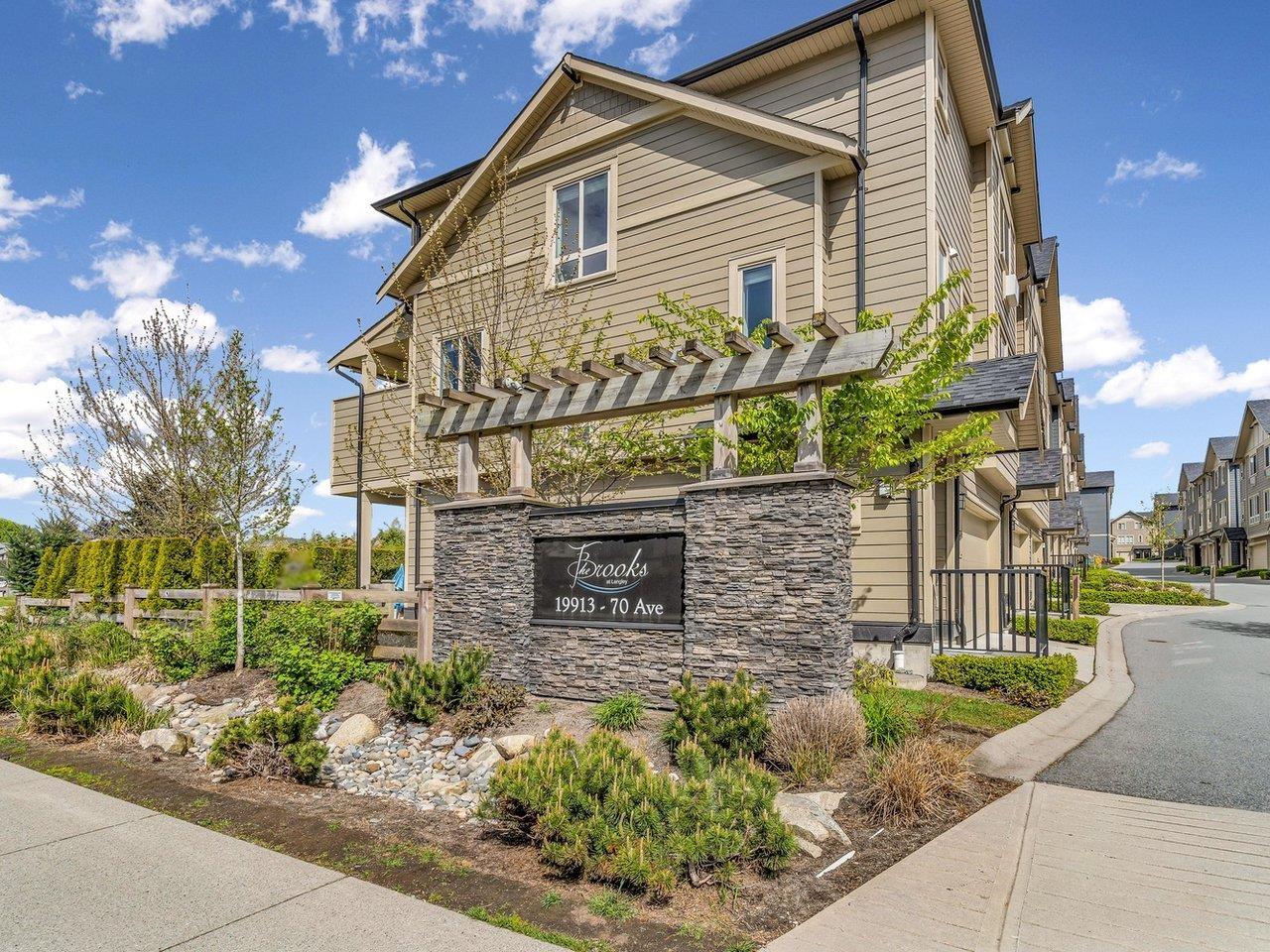 101 19913 70 Avenue, Langley, British Columbia  V2Y 0S9 - Photo 2 - R3066480