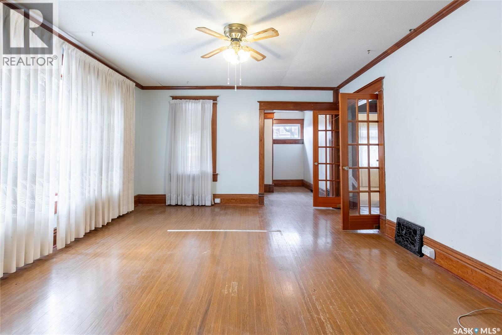 1113 2nd Avenue Nw, Moose Jaw, Saskatchewan  S6H 3R4 - Photo 9 - SK023875