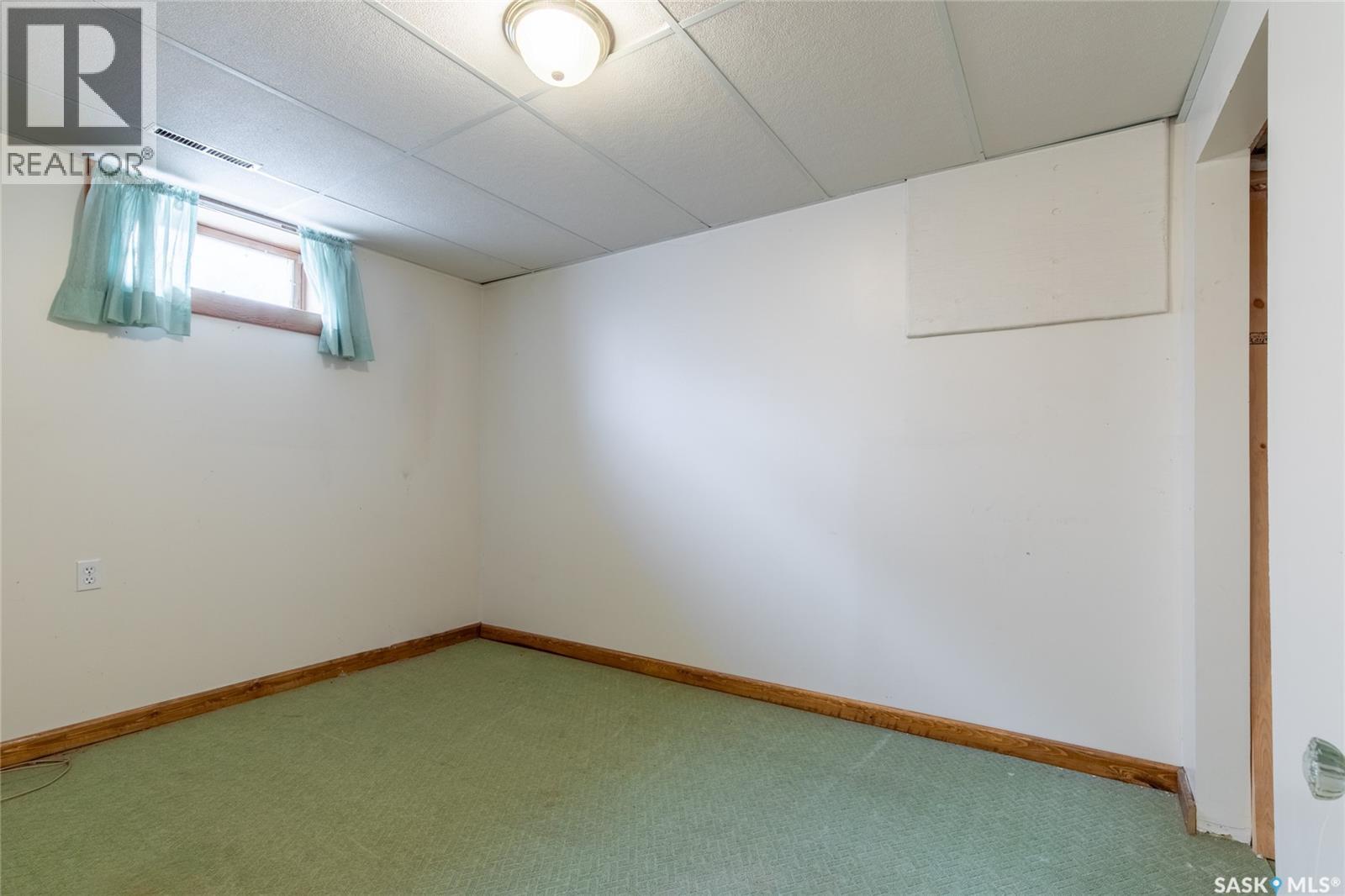 1113 2nd Avenue Nw, Moose Jaw, Saskatchewan  S6H 3R4 - Photo 44 - SK023875