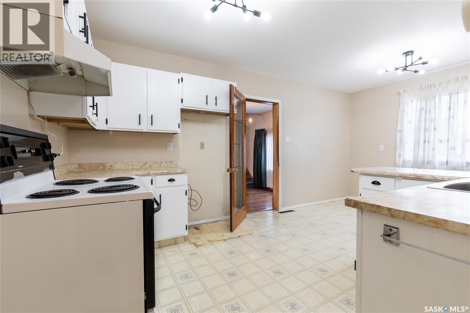 1113 2nd Avenue Nw, Moose Jaw, Saskatchewan  S6H 3R4 - Photo 25 - SK023875