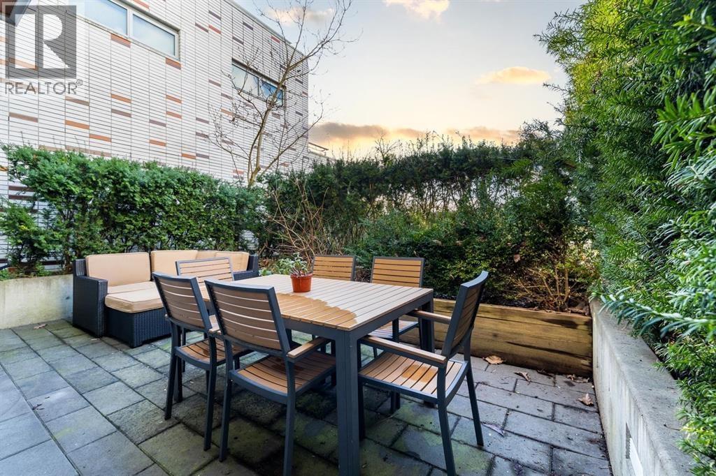 223 3333 Main Street, Vancouver, British Columbia  V5V 3M8 - Photo 3 - R3042980