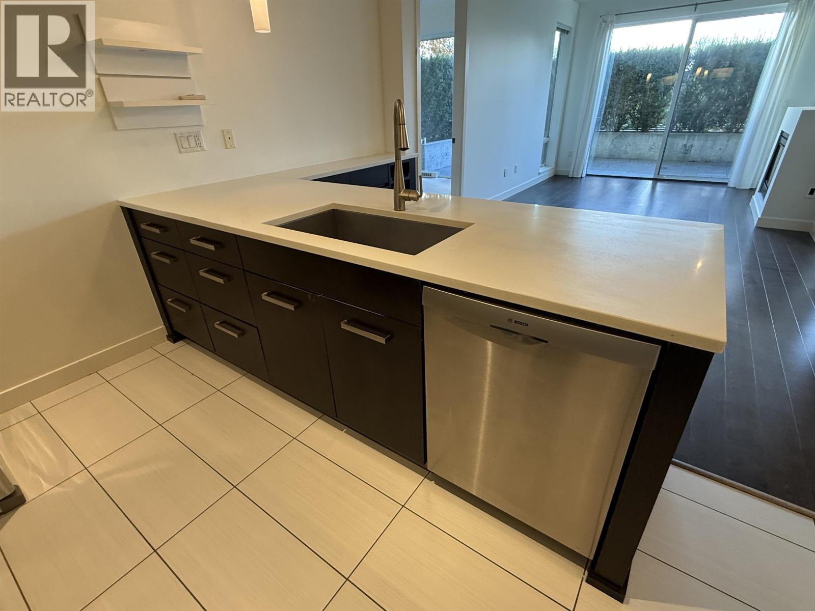 223 3333 Main Street, Vancouver, British Columbia  V5V 3M8 - Photo 10 - R3042980