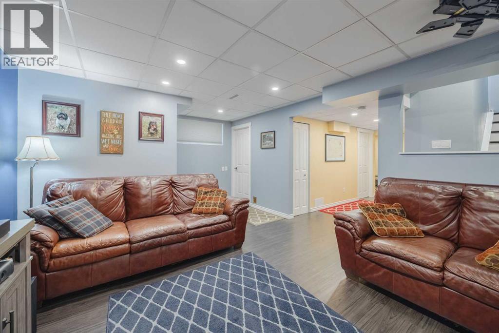 47 Luxstone Point Sw, Airdrie, Alberta  T4B 0H7 - Photo 28 - A2262970