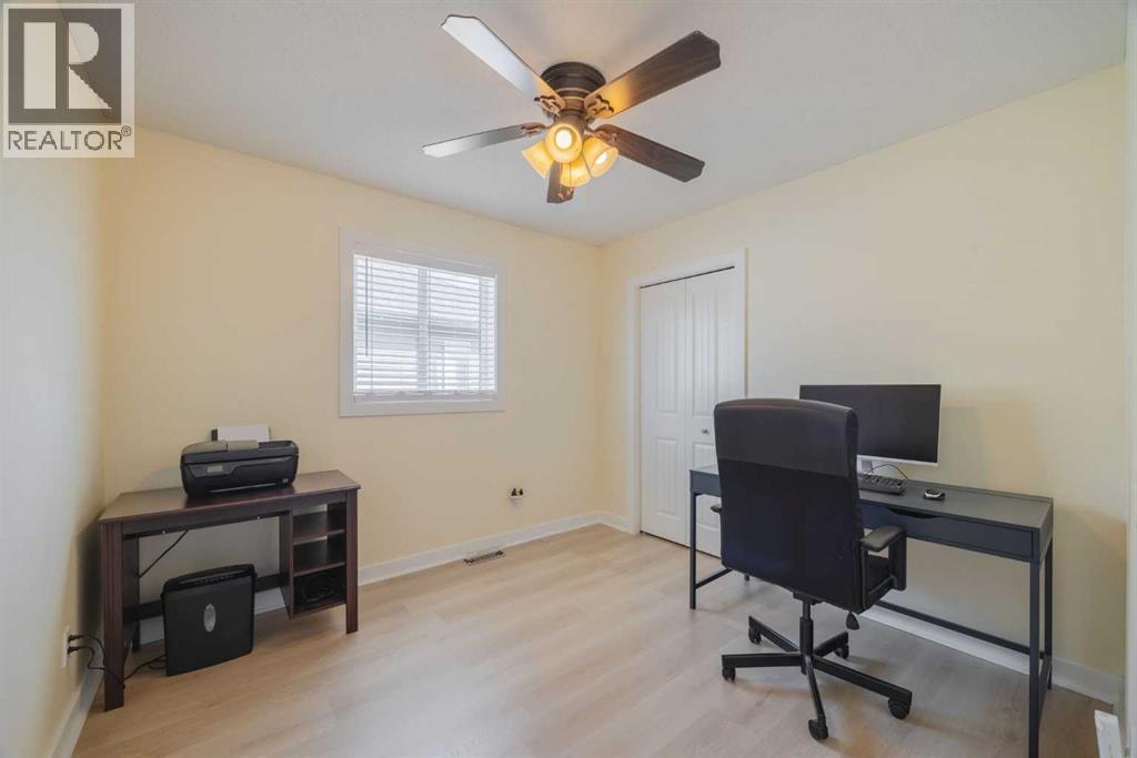 47 Luxstone Point Sw, Airdrie, Alberta  T4B 0H7 - Photo 22 - A2262970