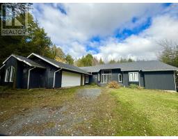 60 Lakeridge Drive|Beaver Bank