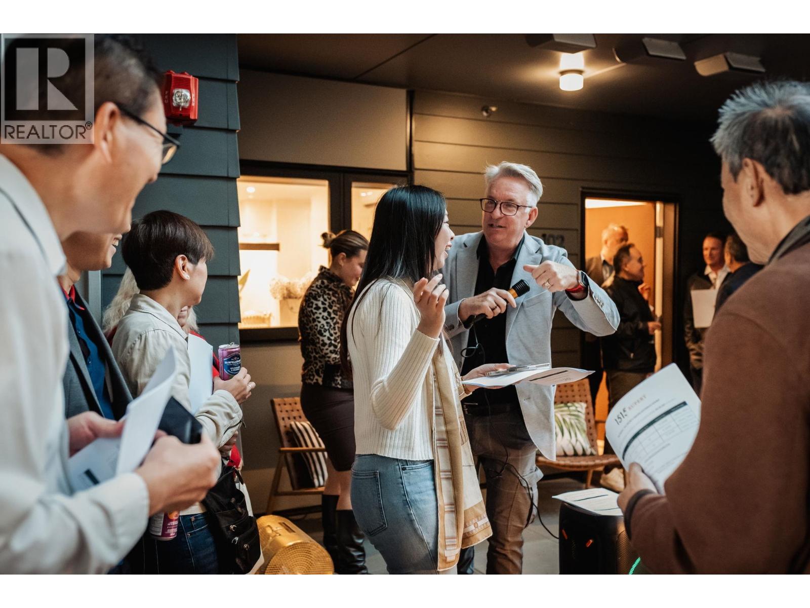 102 342 Mountain Highway, North Vancouver, British Columbia  V7J 2K8 - Photo 32 - R3062639