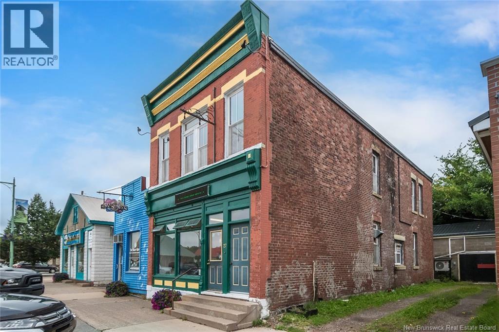 27 Broad Street, Sussex, New Brunswick  E1E 2J7 - Photo 3 - NB130040