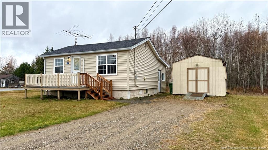 37 Moise, Rogersville, New Brunswick  E4Y 1T7 - Photo 2 - NB129804