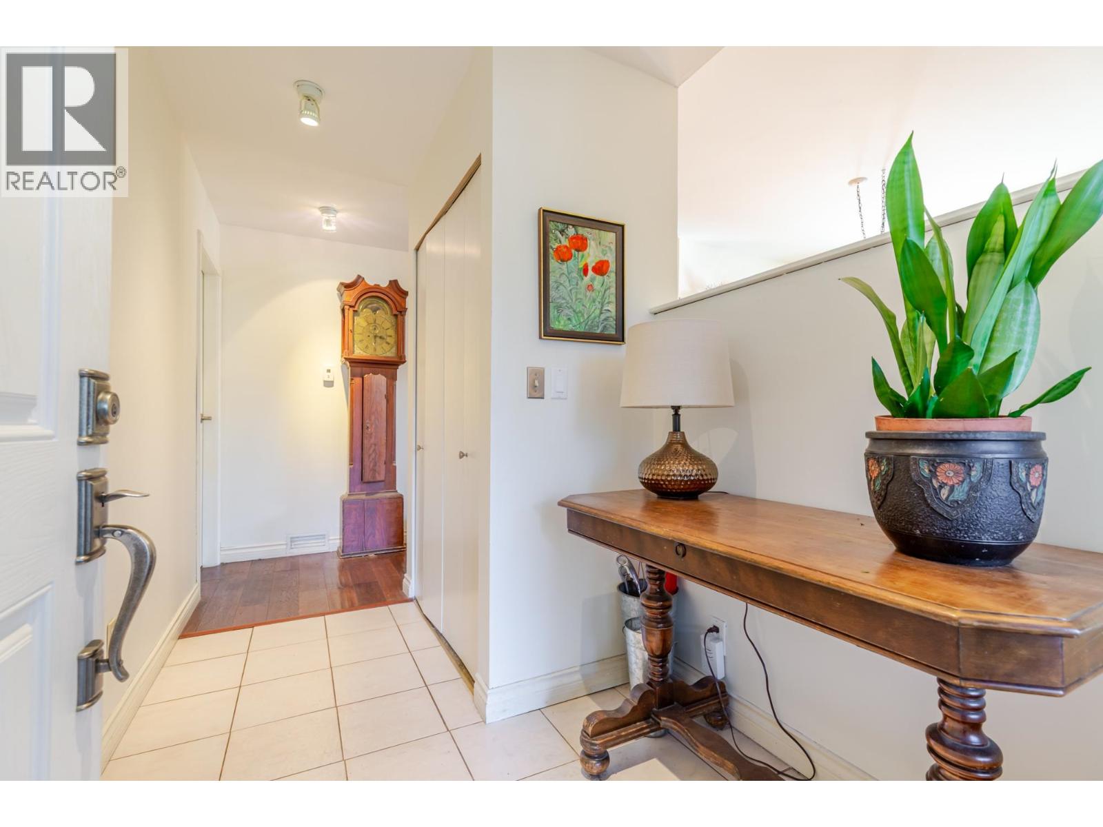 22169 River Bend, Maple Ridge, British Columbia  V2X 9C1 - Photo 3 - R3056888