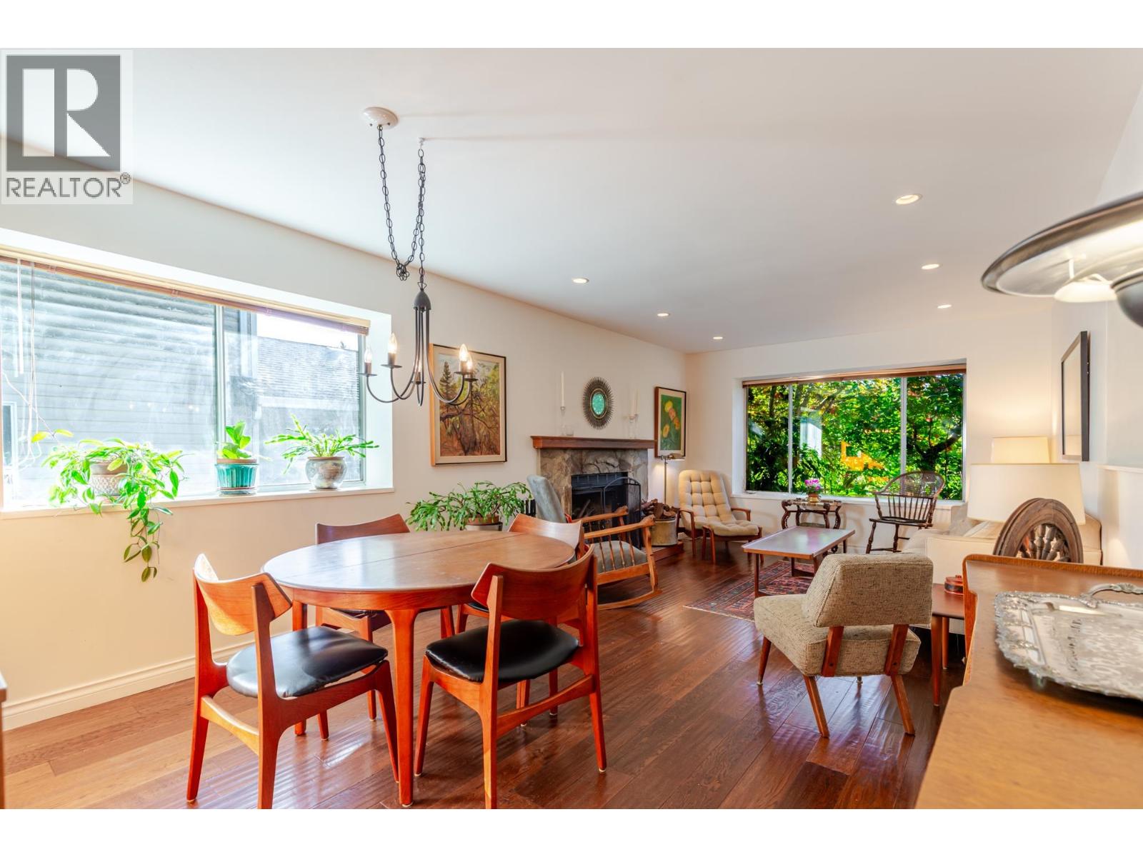 22169 River Bend, Maple Ridge, British Columbia  V2X 9C1 - Photo 4 - R3056888