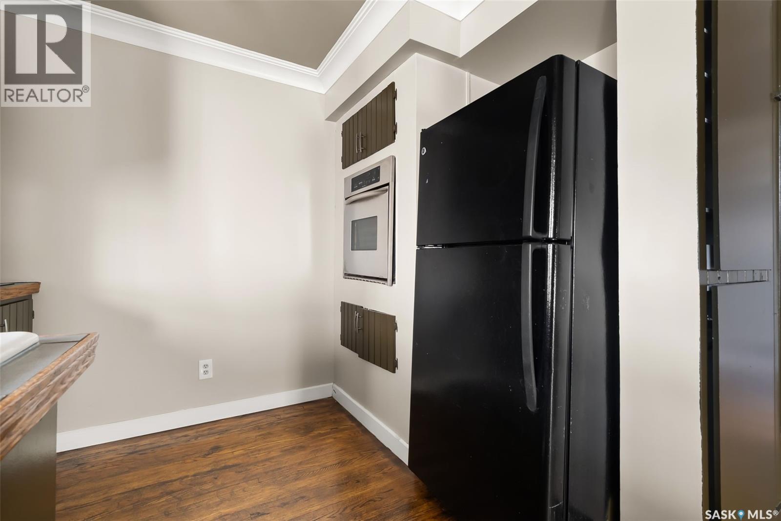 1230 Victoria Avenue, Regina, Saskatchewan  S4P 0N9 - Photo 23 - SK023900