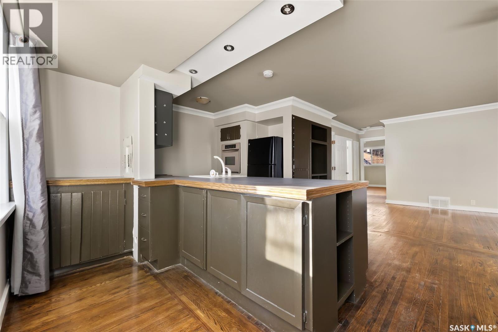 1230 Victoria Avenue, Regina, Saskatchewan  S4P 0N9 - Photo 26 - SK023900