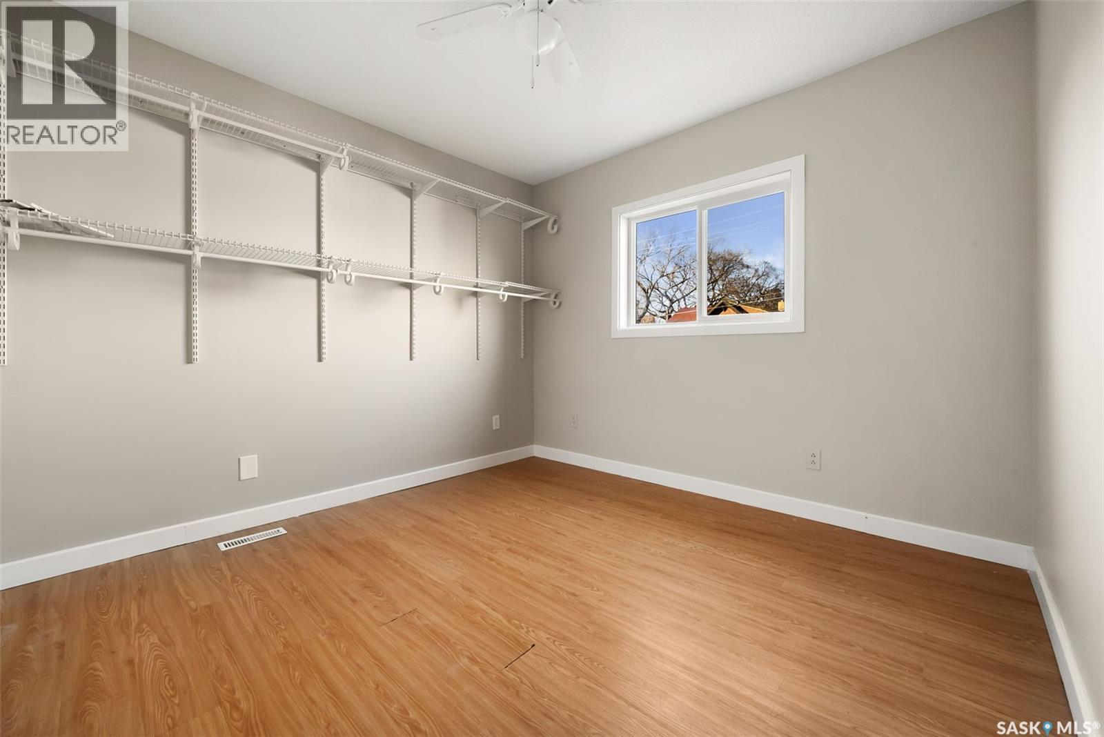 1230 Victoria Avenue, Regina, Saskatchewan  S4P 0N9 - Photo 33 - SK023900