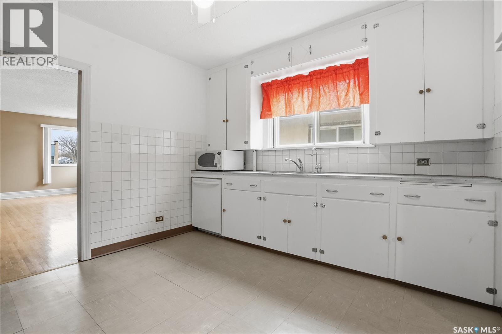 1352 Argyle Street, Regina, Saskatchewan  S4T 3R9 - Photo 14 - SK023802