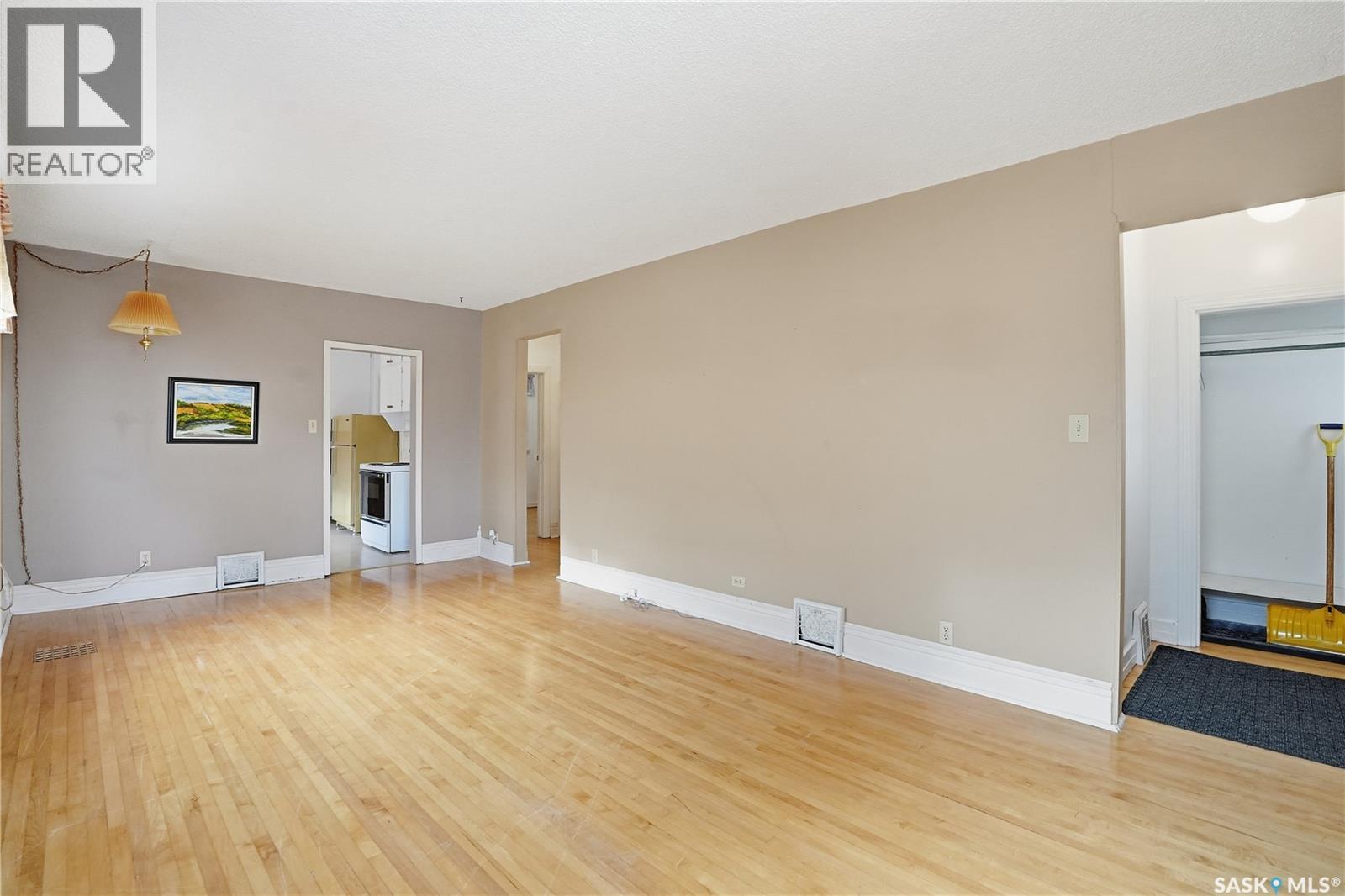 1352 Argyle Street, Regina, Saskatchewan  S4T 3R9 - Photo 6 - SK023802