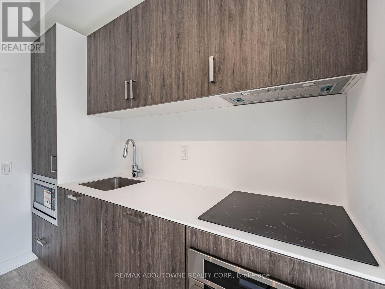 5109 - 88 Queen Street E, Toronto, Ontario  M5C 0B6 - Photo 16 - C12537464