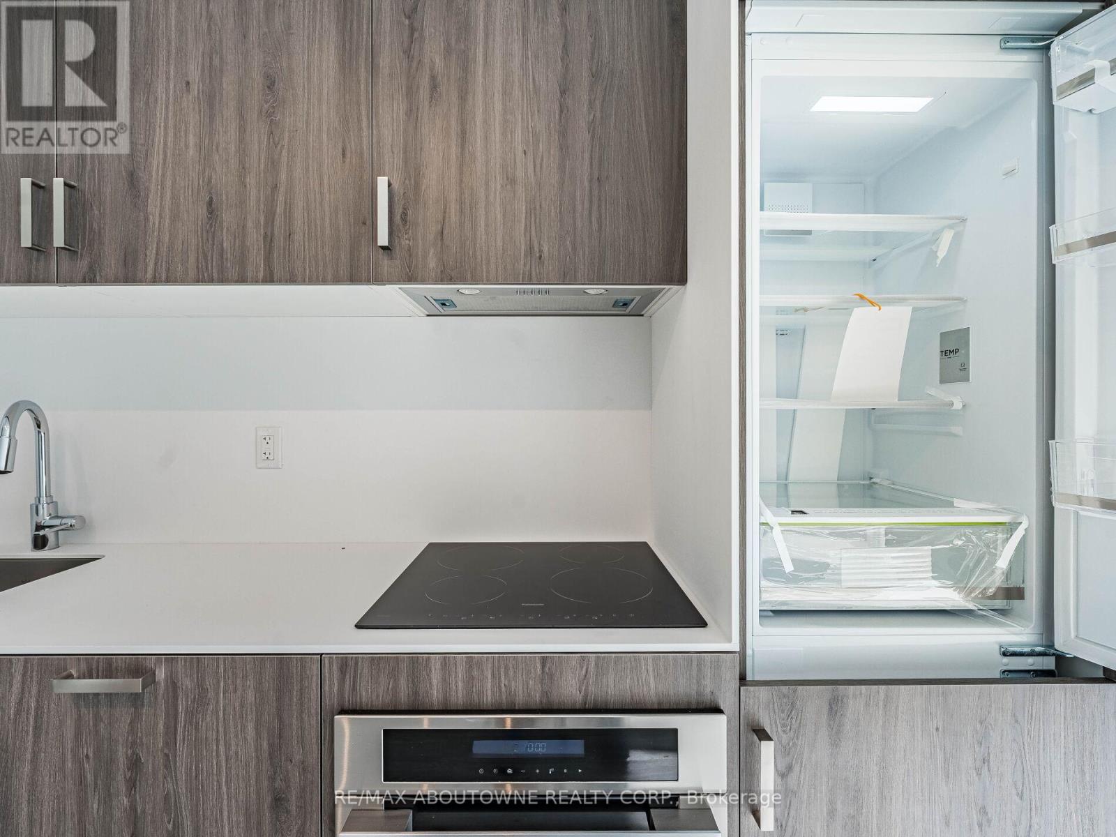 5109 - 88 Queen Street E, Toronto, Ontario  M5C 0B6 - Photo 18 - C12537464