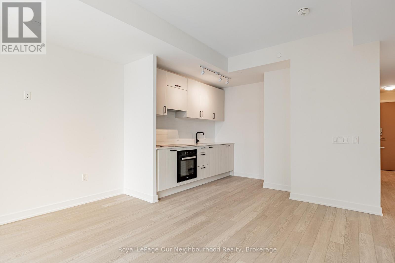 711 - 1 Quarrington Lane, Toronto, Ontario  M3C 0S4 - Photo 14 - C12537470