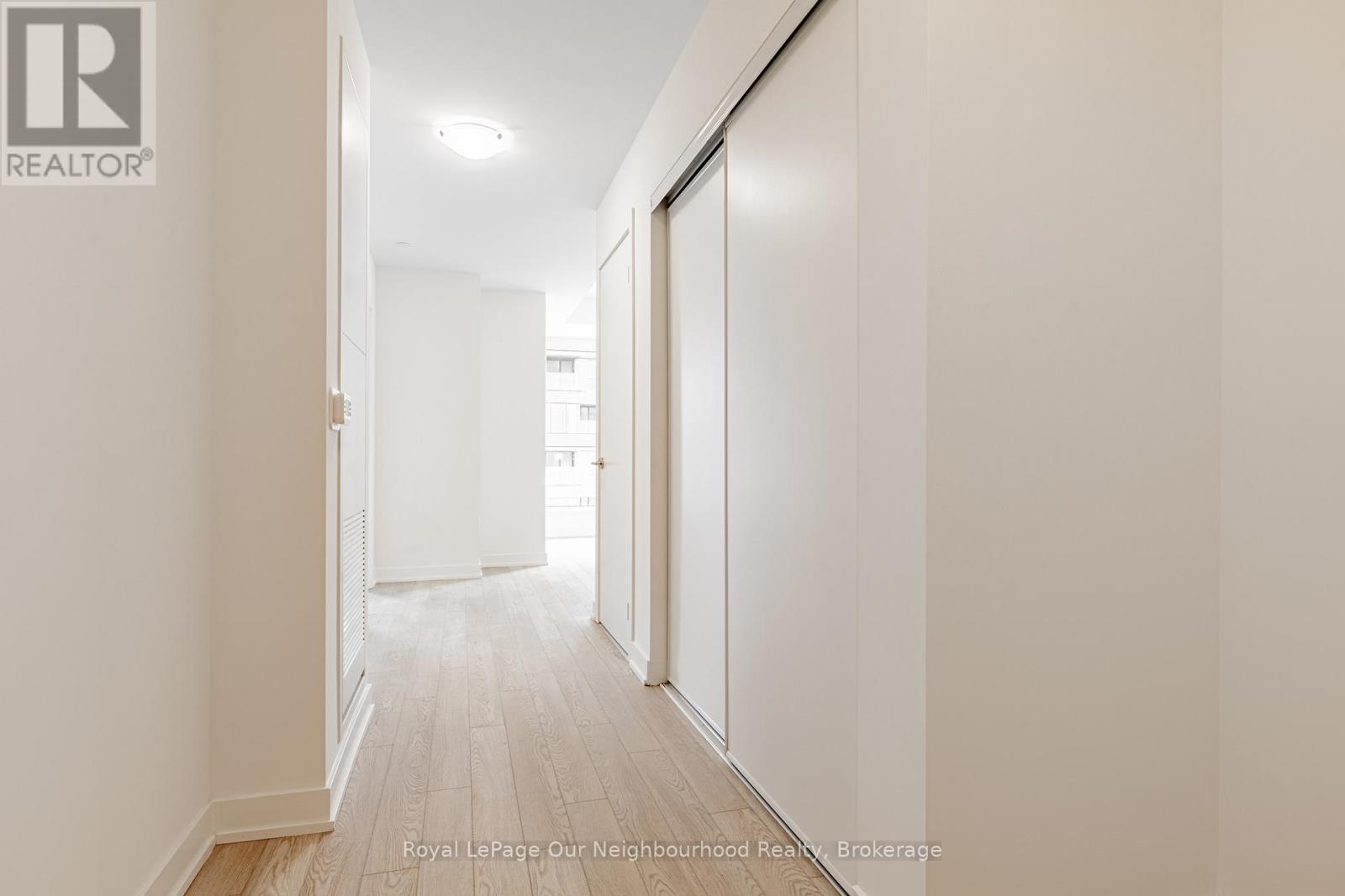 711 - 1 Quarrington Lane, Toronto, Ontario  M3C 0S4 - Photo 3 - C12537470