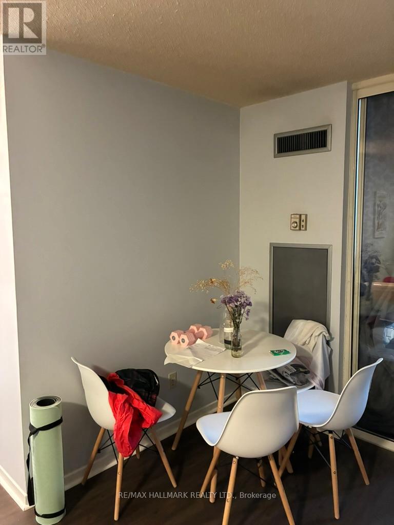 1501 - 44 St Joseph Street, Toronto, Ontario  M4Y 2W4 - Photo 7 - C12537514